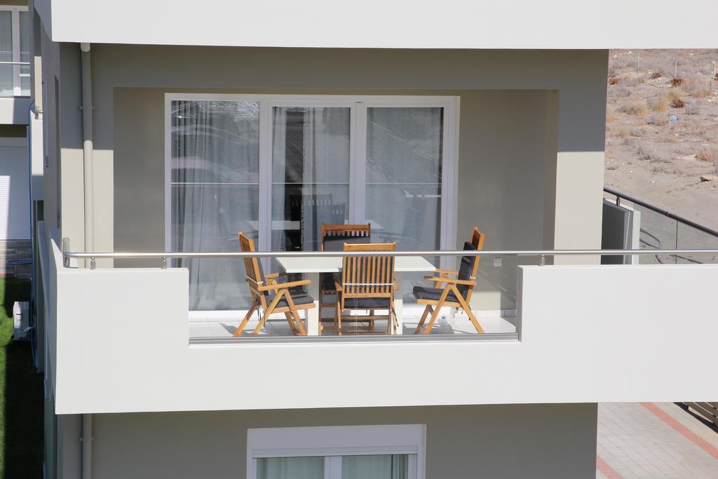 Holiday Luxury Villas Каламаки Экстерьер фото