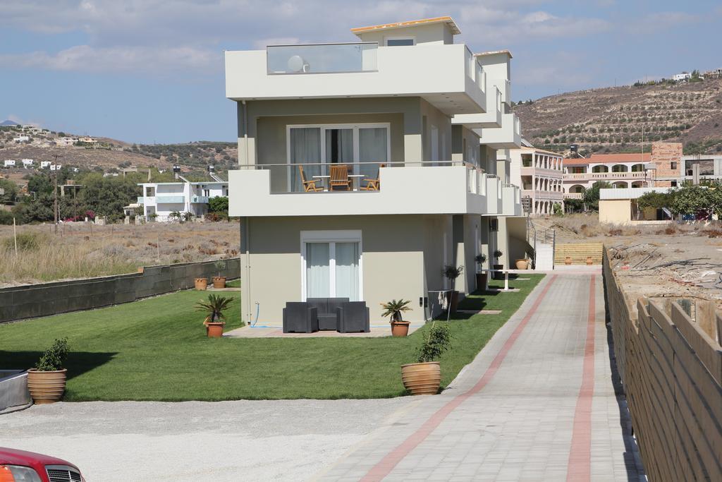 Holiday Luxury Villas Каламаки Экстерьер фото