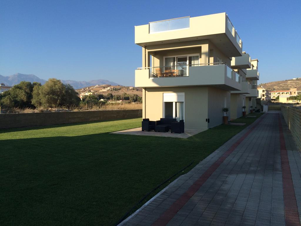 Holiday Luxury Villas Каламаки Экстерьер фото